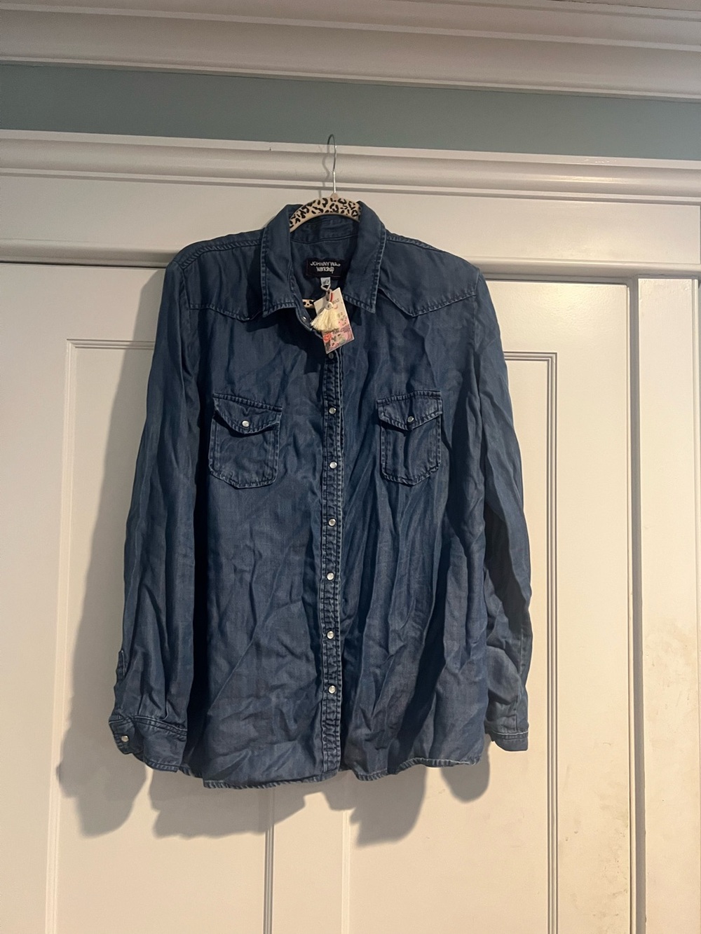 Johnny Was Palmyra Denim shirt - Sz L - NWT - Picture 4 of 9